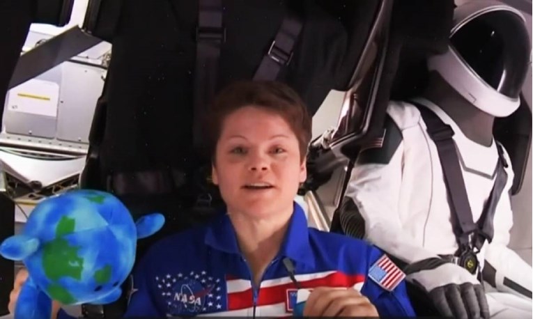 Astronauti ušli u SpaceX kapsulu: "Dobro došli u novu eru svemirskih letova"
